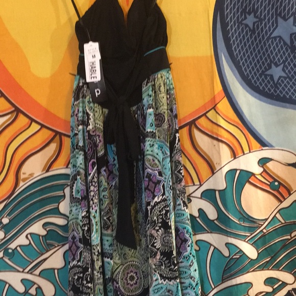 Snap sleeveless sundress NWT Med. - Picture 3 of 4